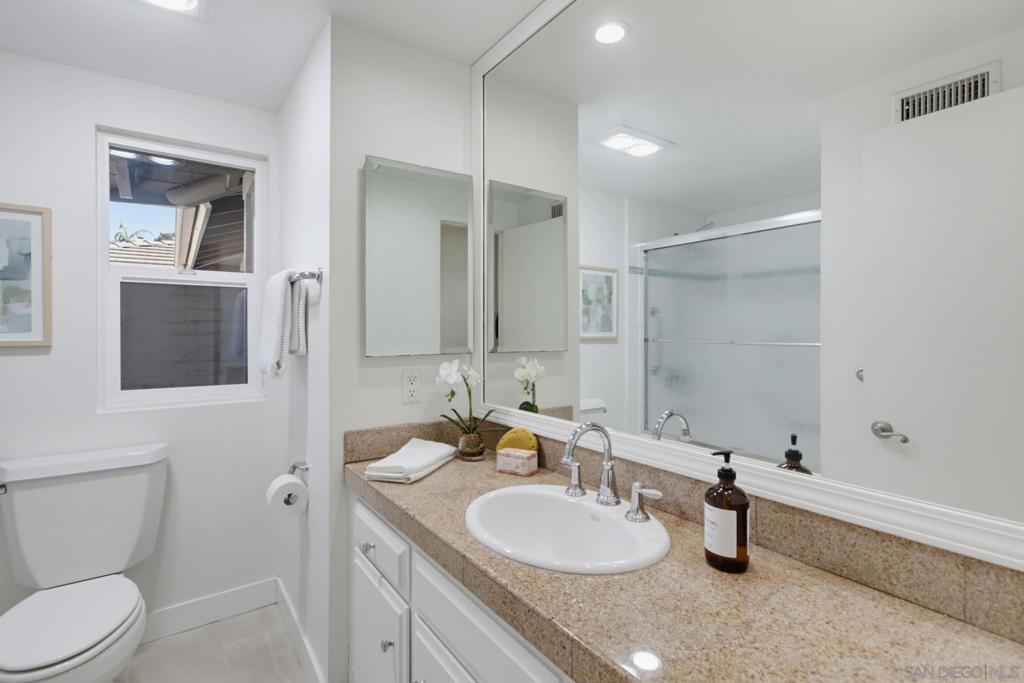 111 Delicias Ct, Solana Beach, CA 92075