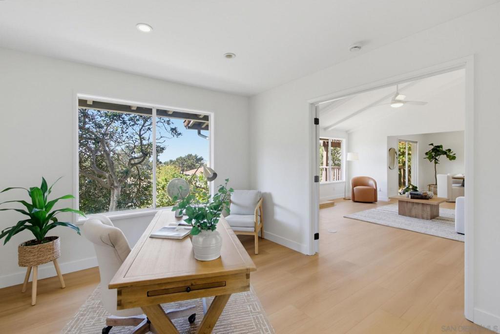 111 Delicias Ct, Solana Beach, CA 92075
