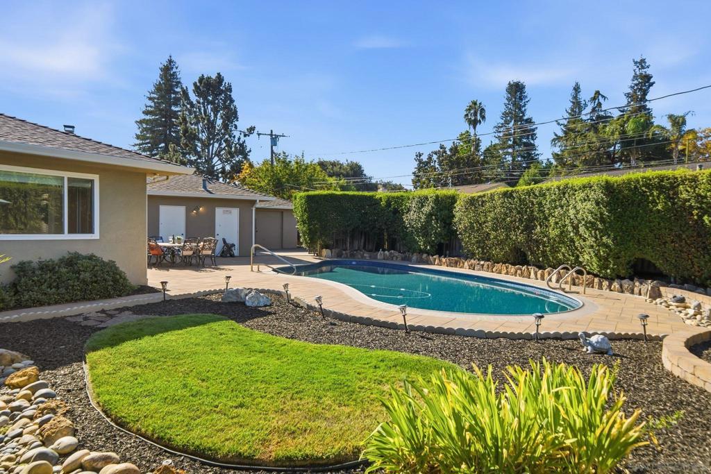 1741 Nomark, San Jose, CA 95125