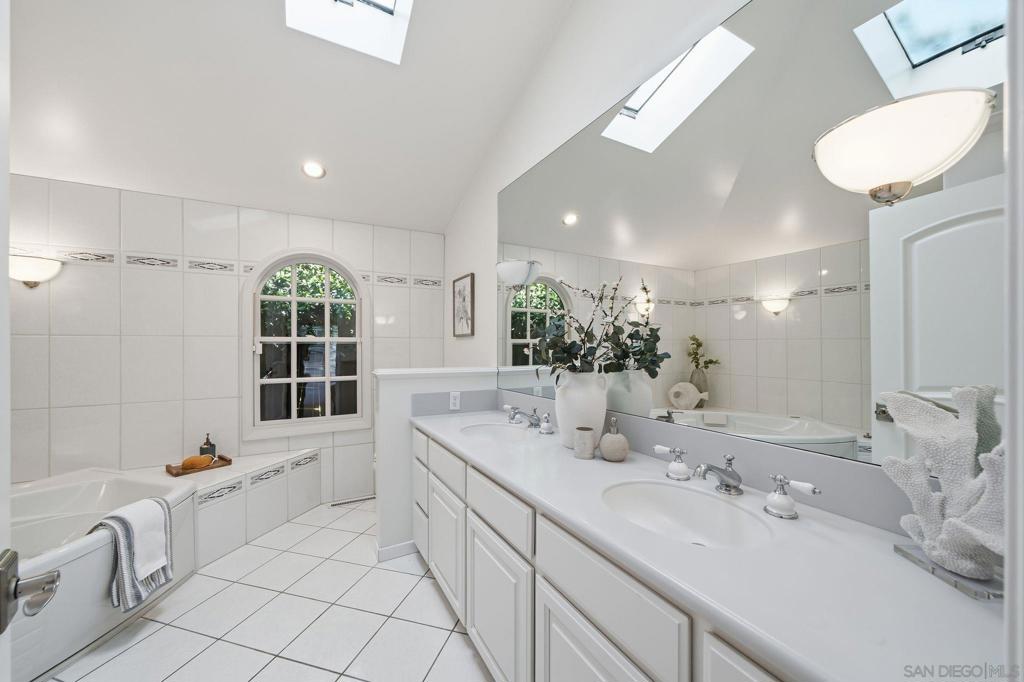 1741 Nomark, San Jose, CA 95125
