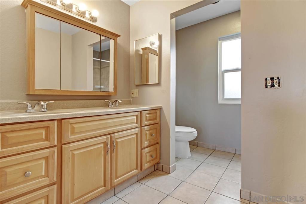 311 S Upas St, Escondido, CA 92025