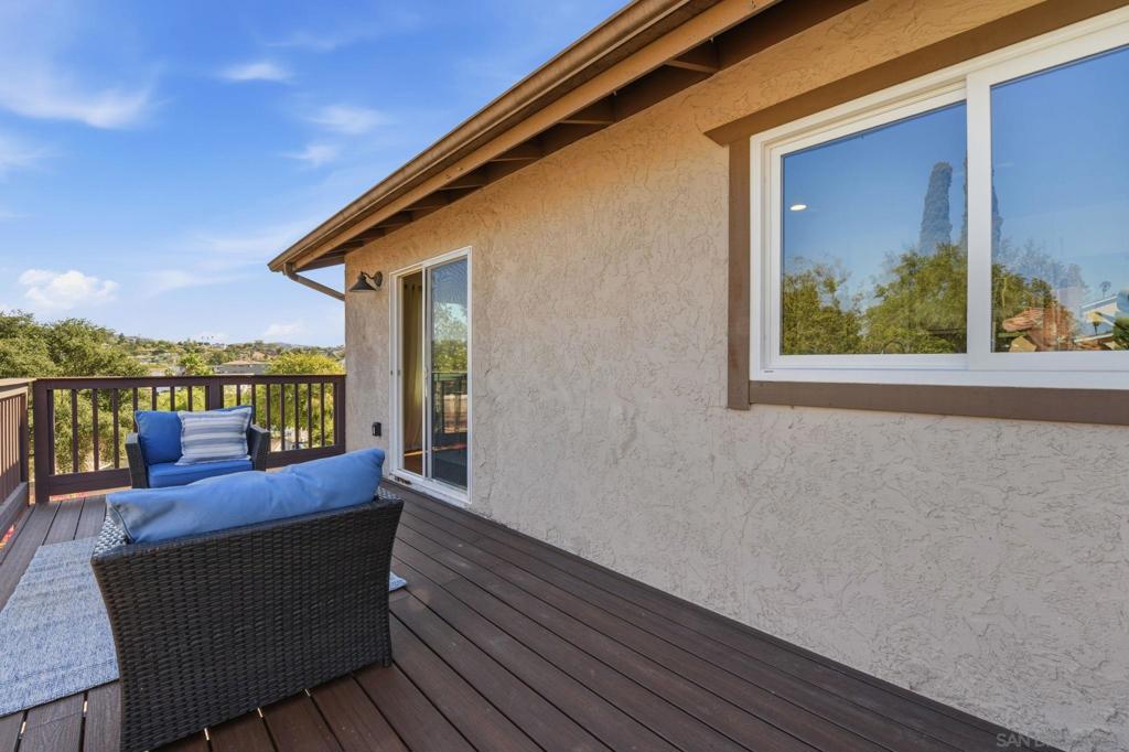 644 Lado De Loma, Vista, CA 92083