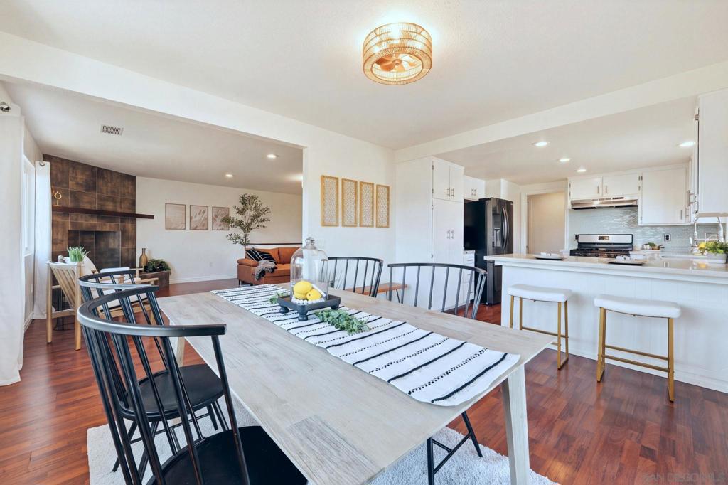 644 Lado De Loma, Vista, CA 92083