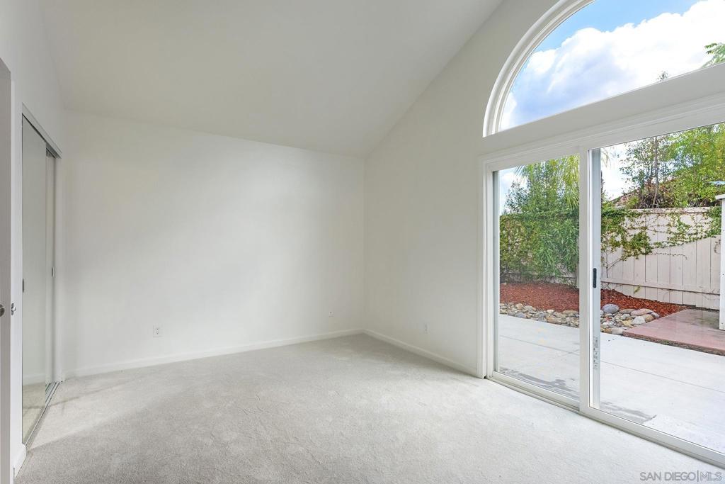 11689 Via Nicole, El Cajon, CA 92019
