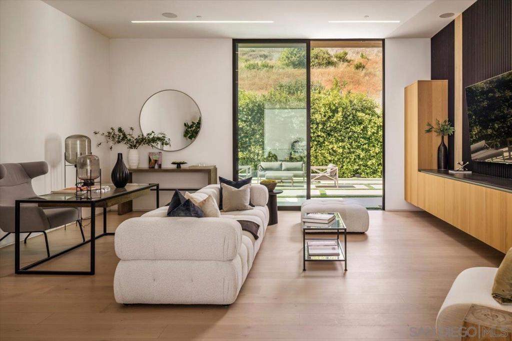 29623 Cuthbert Rd, Malibu, CA 90265