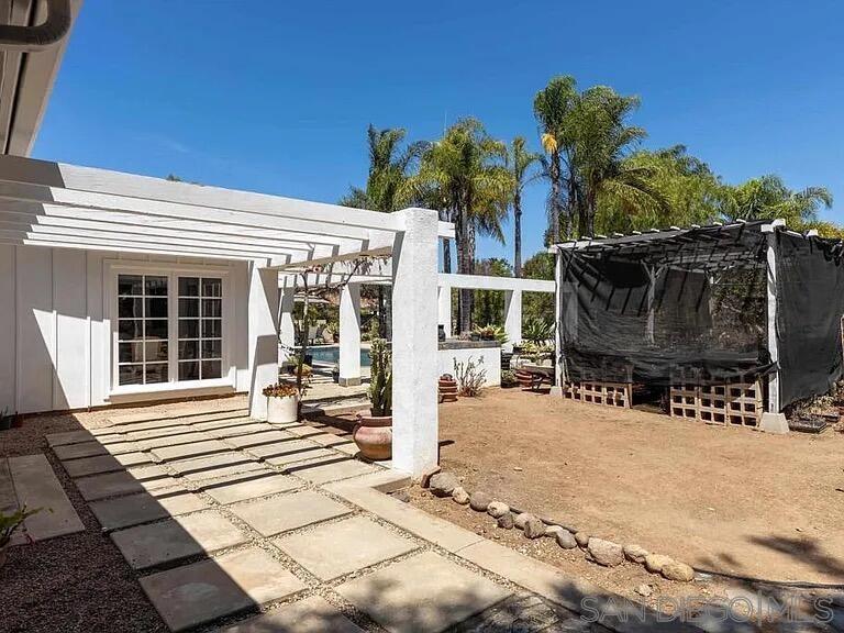1556 VIA RANCHO PKWY, Escondido, CA 92029