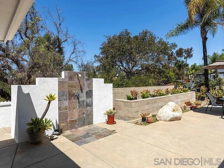 1556 VIA RANCHO PKWY, Escondido, CA 92029