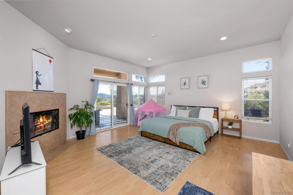 2261 Camino Del Vecino, Alpine, CA 91901