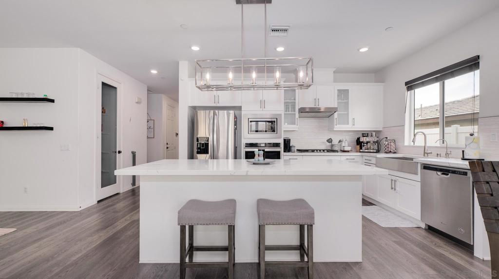 28192 Chambers Ave, Menifee, CA 92585