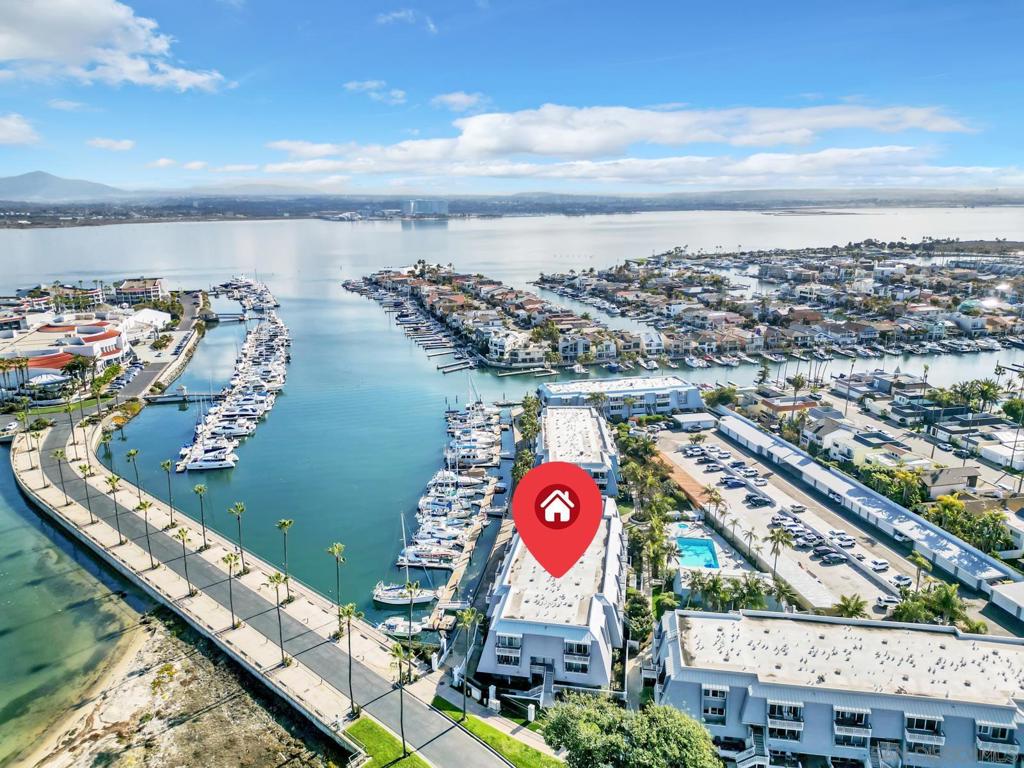 32 Montego Court, Coronado, CA 92118