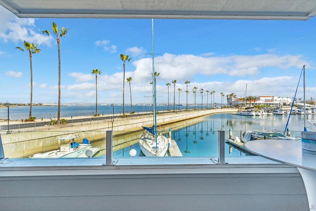 32 Montego Court, Coronado, CA 92118