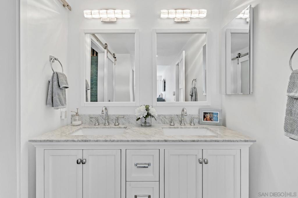 32 Montego Court, Coronado, CA 92118