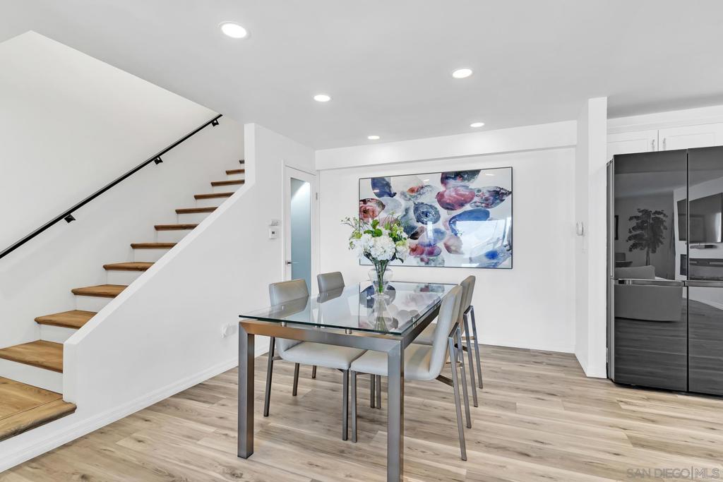 32 Montego Court, Coronado, CA 92118