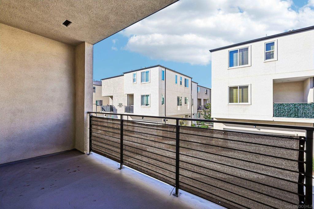 5227 Surfwalk, #106, San Diego, CA 92154 5227 Surfwalk, #106, San Diego, CA 92154