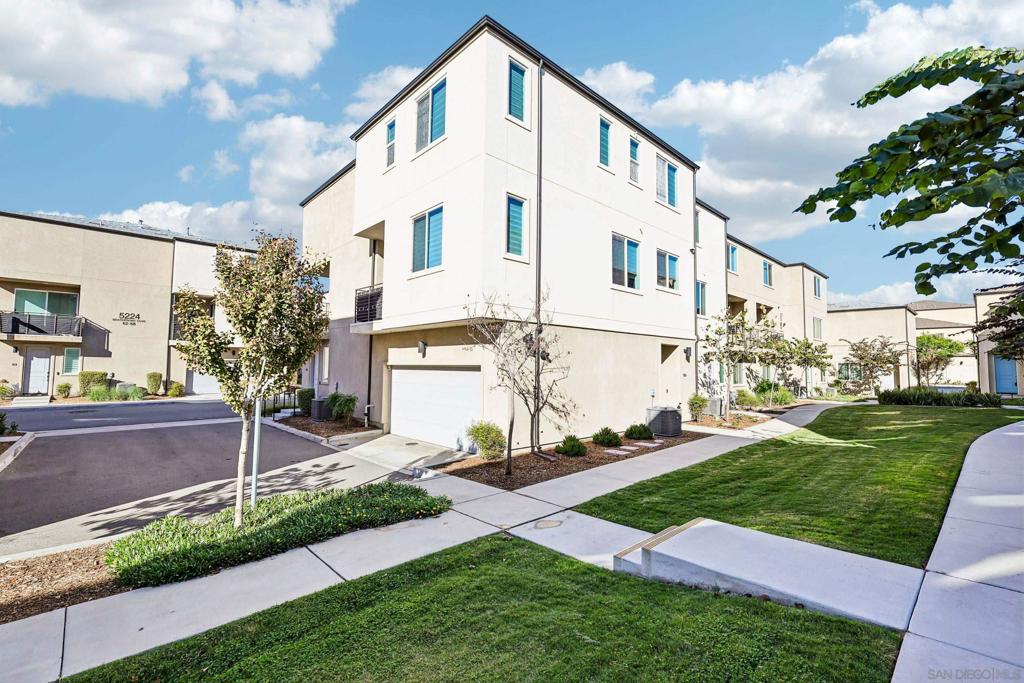 5227 Surfwalk, #106, San Diego, CA 92154
