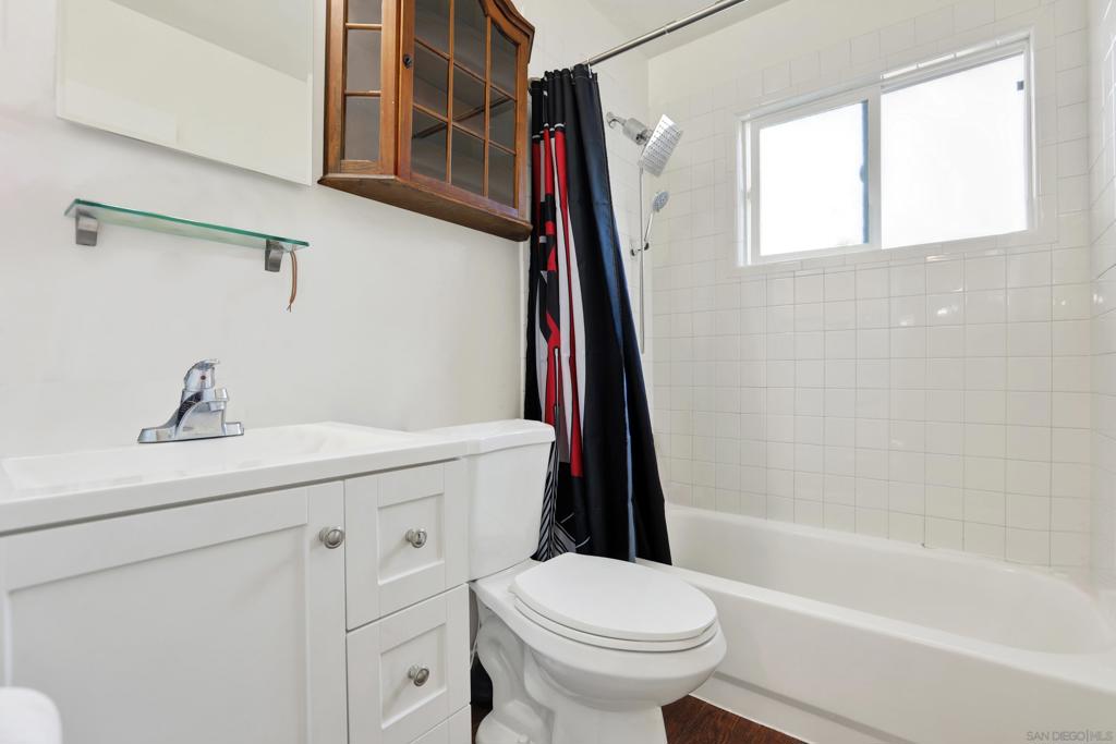 3252 Clairemont Mesa Blvd, San Diego, CA 92117