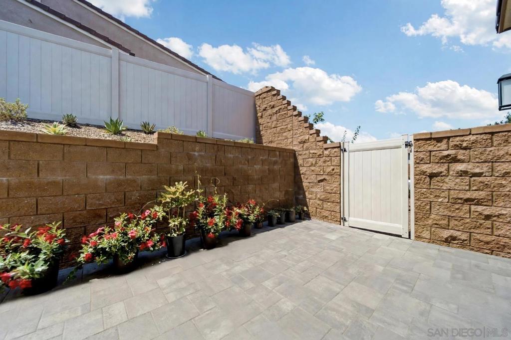 15159 Leia Way, San Diego, CA 92129