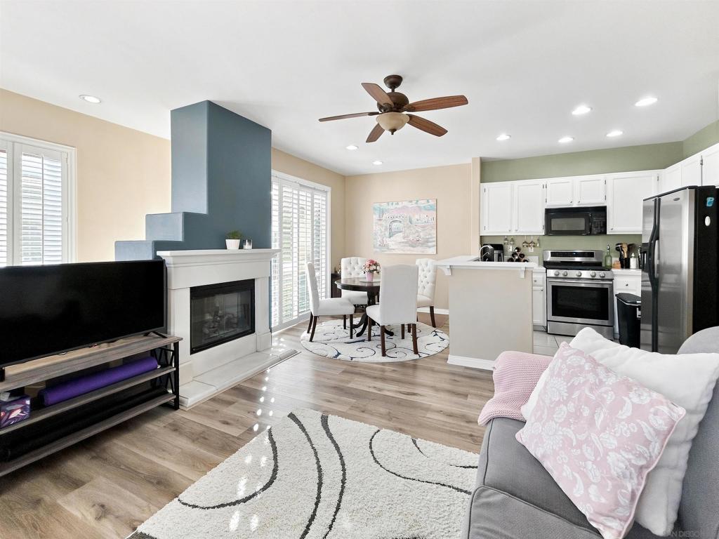 10970 Ivy Hill, #2, San Diego, CA 92131