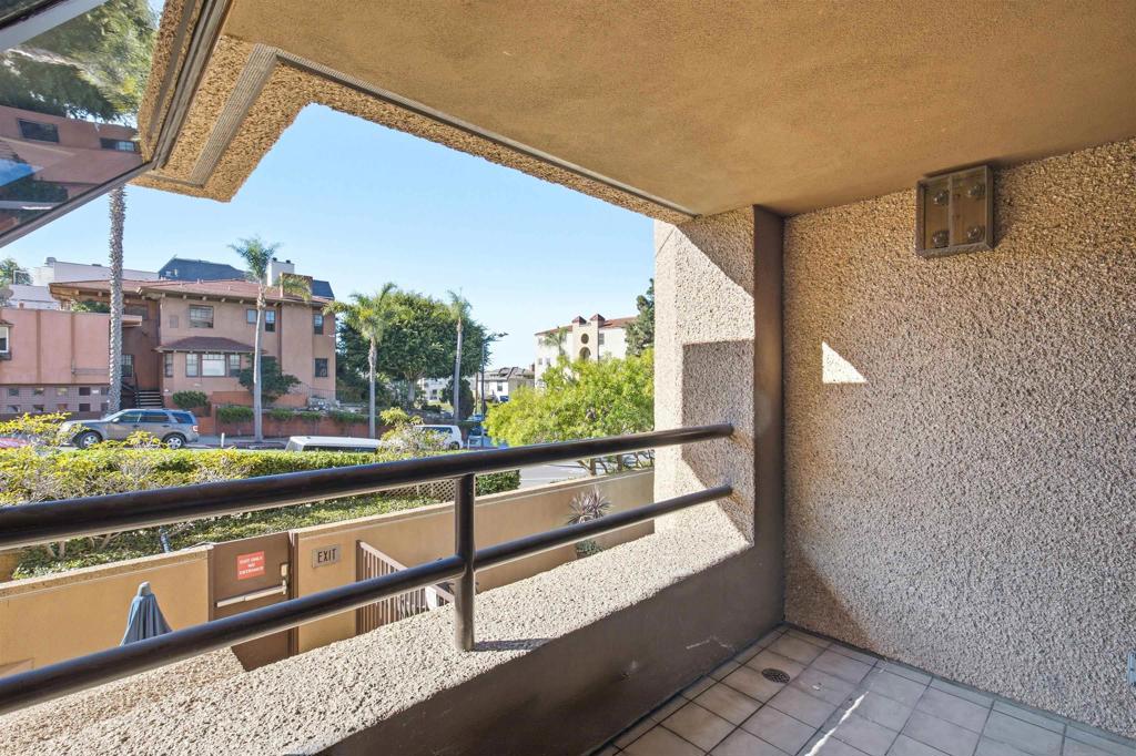 230 W Laurel, #204, San Diego, CA 92101