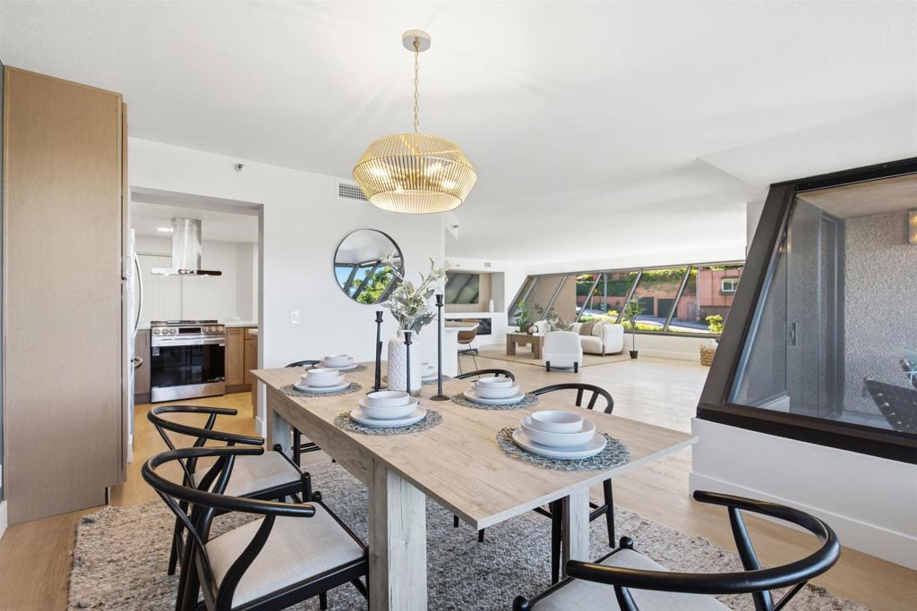 230 W Laurel, #204, San Diego, CA 92101