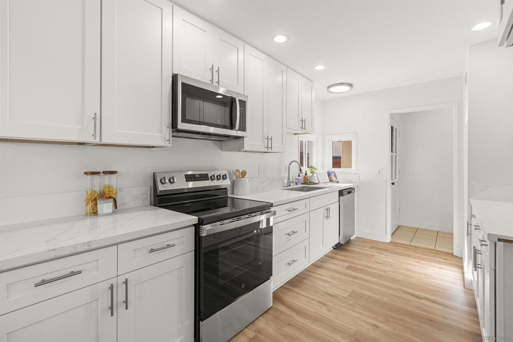 5090 Mount Harris Drive, San Diego, CA 92117