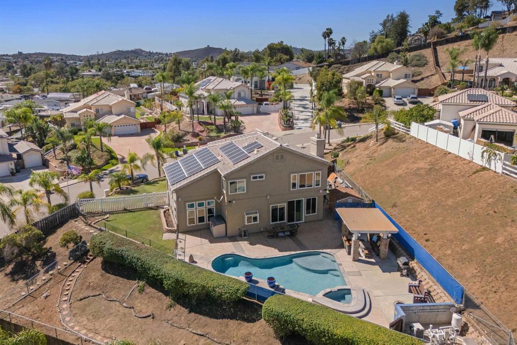 13654 Summer Glen Vista, El Cajon, CA 92021