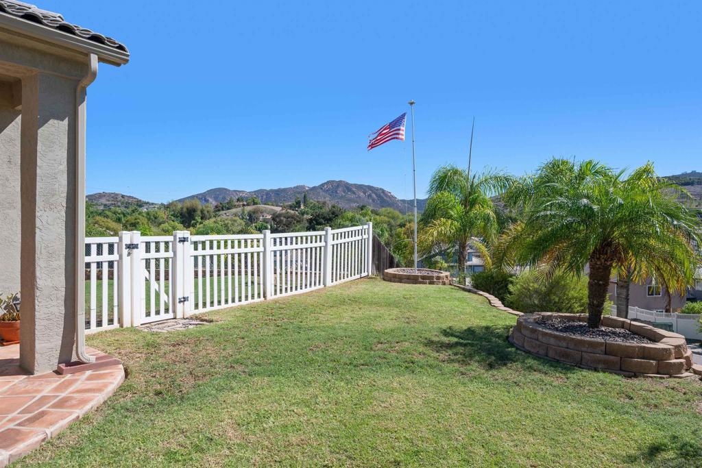 13654 Summer Glen Vista, El Cajon, CA 92021