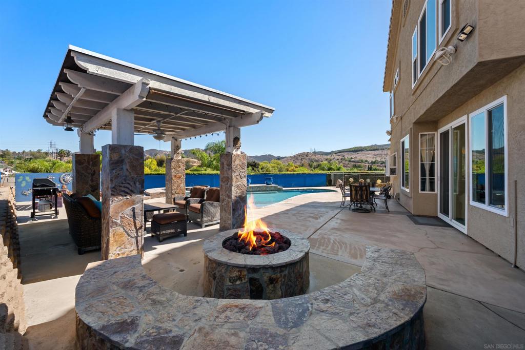 13654 Summer Glen Vista, El Cajon, CA 92021