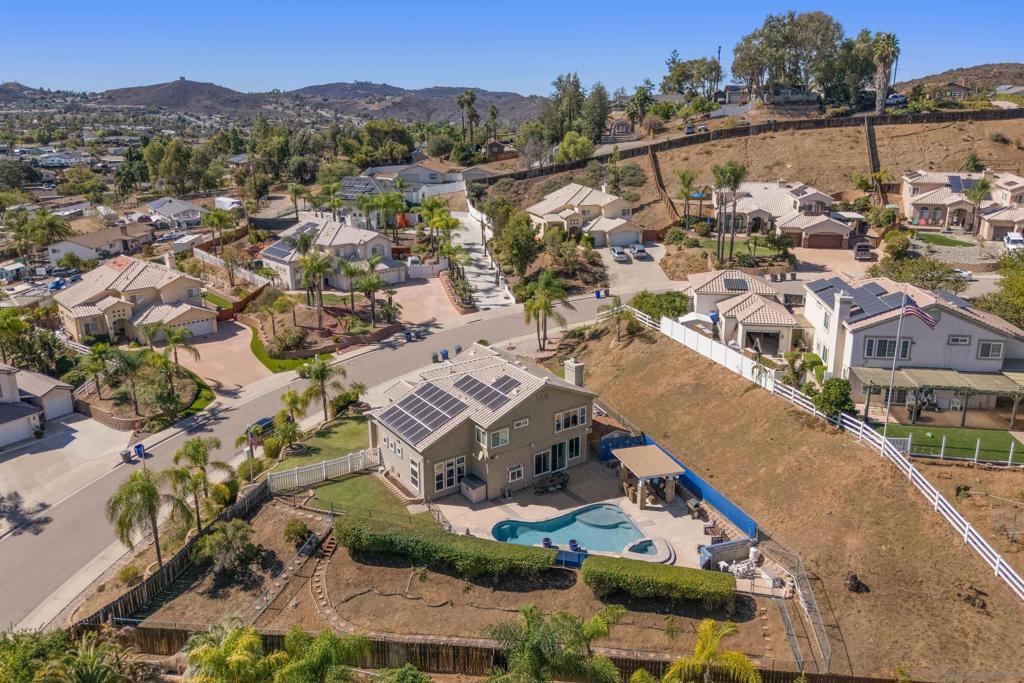 13654 Summer Glen Vista, El Cajon, CA 92021