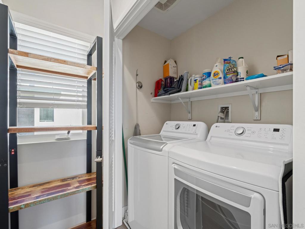 1952 Hornblend St, #6, San Diego, CA 92109