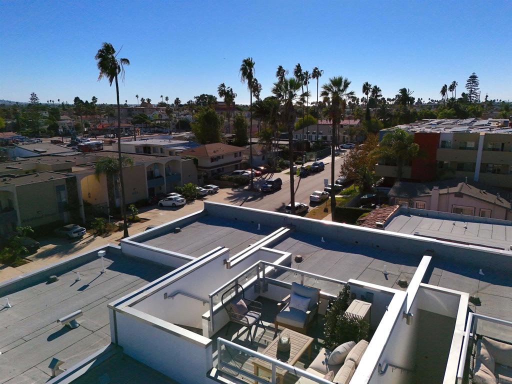 1952 Hornblend St, #6, San Diego, CA 92109