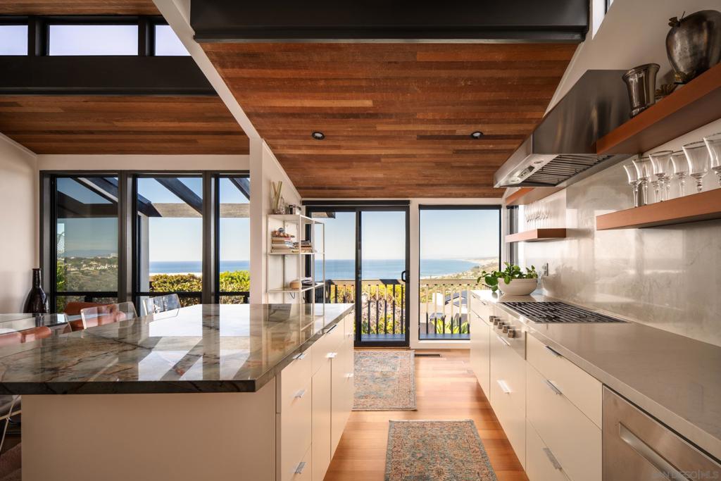 2551 Via Viesta, La Jolla, CA 92037