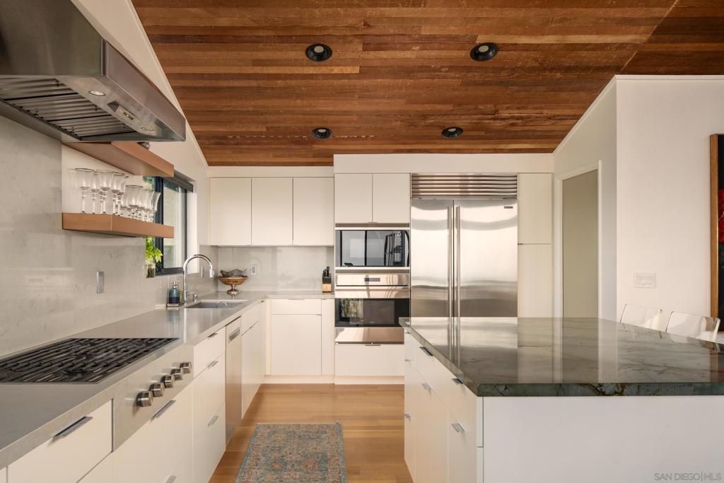 2551 Via Viesta, La Jolla, CA 92037