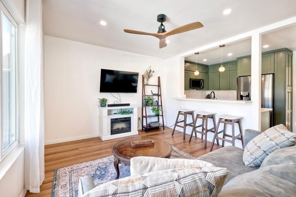 4230 Copeland Avenue, Unit #6, San Diego, CA 92105