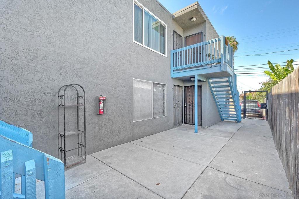 4230 Copeland Avenue, Unit #6, San Diego, CA 92105