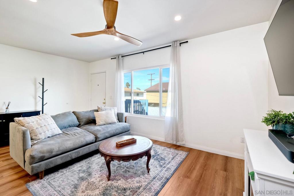 4230 Copeland Avenue, Unit #6, San Diego, CA 92105