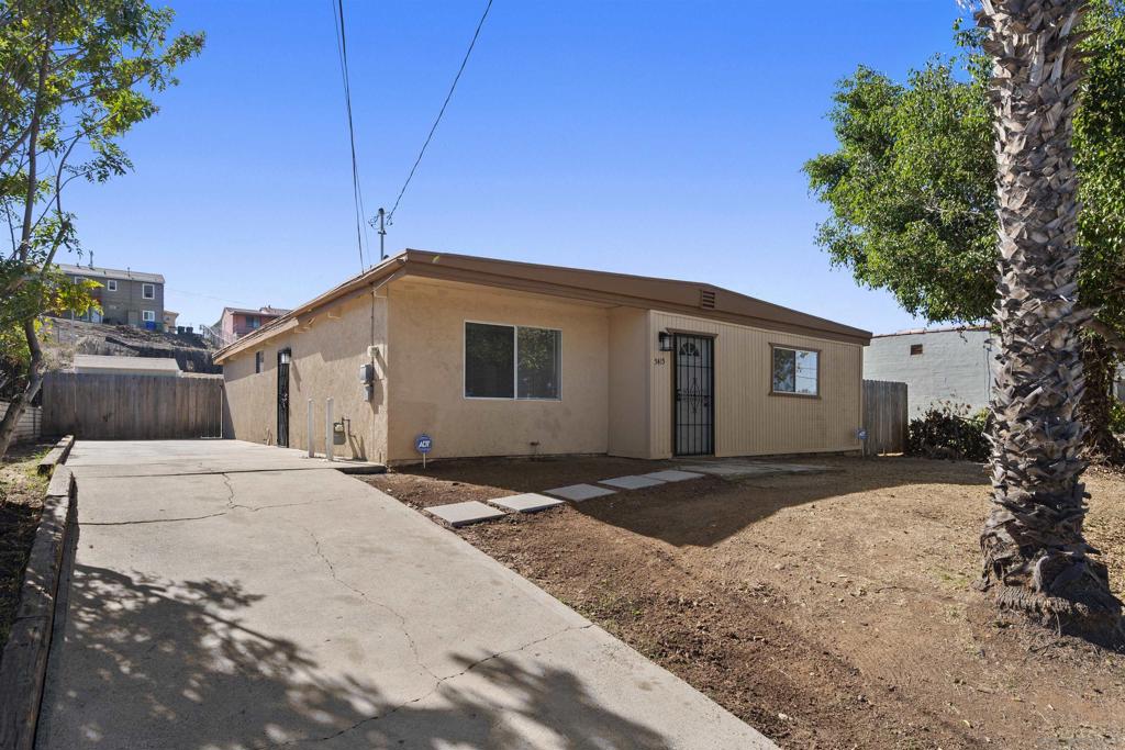 5415 Lenox Dr., San Diego, CA 92114