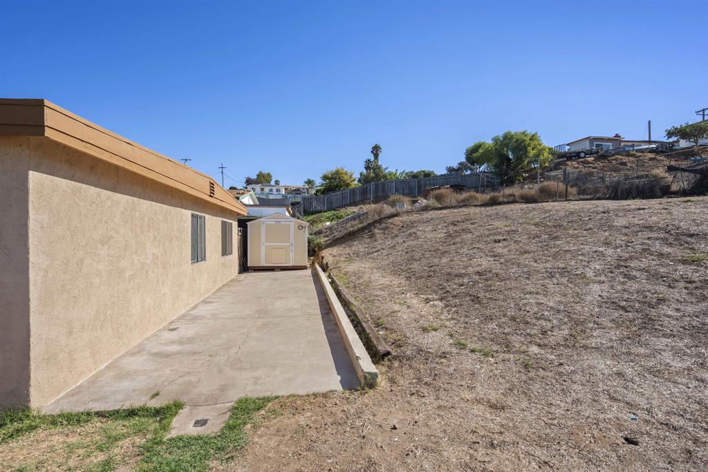 5415 Lenox Dr., San Diego, CA 92114