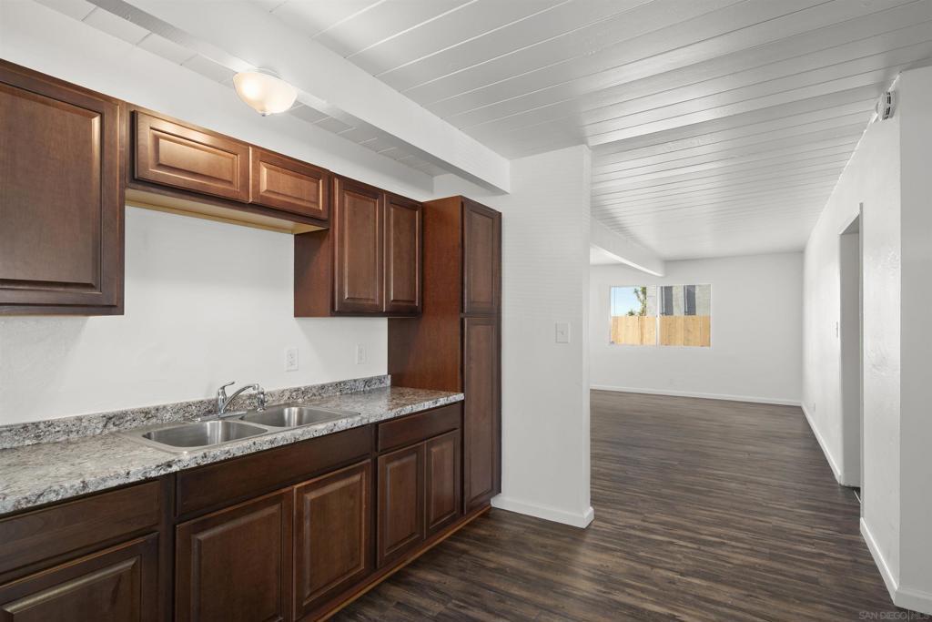 5415 Lenox Dr., San Diego, CA 92114