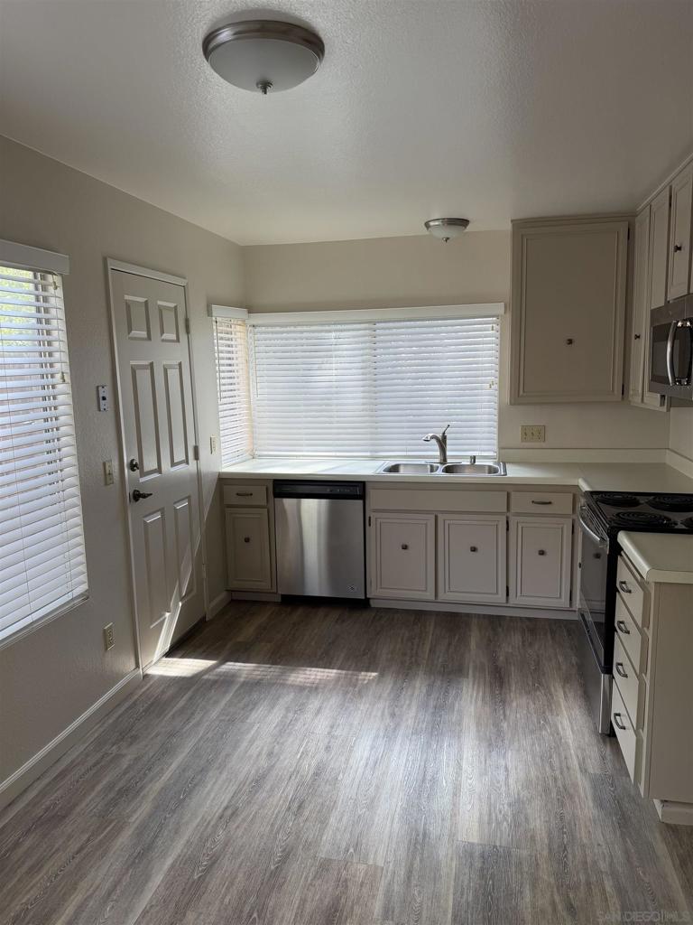7175 Tuxedo Road, San Diego, CA 92119