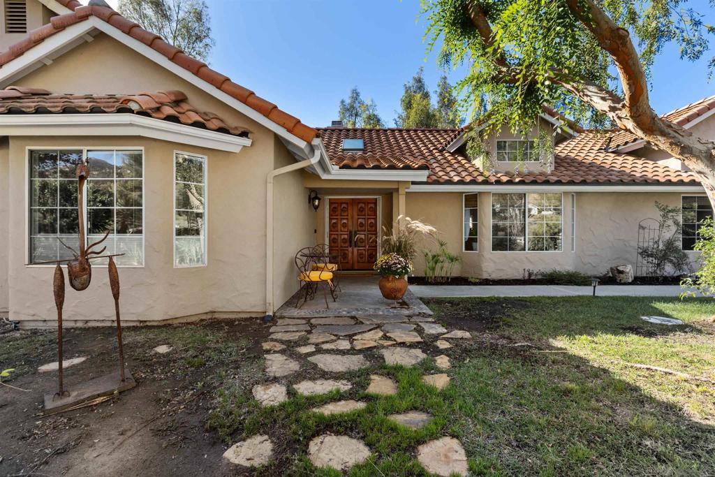 25790 Forest Dr, Escondido, CA 92026 25790 Forest Dr, Escondido, CA 92026