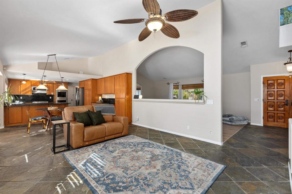 25790 Forest Dr, Escondido, CA 92026 25790 Forest Dr, Escondido, CA 92026