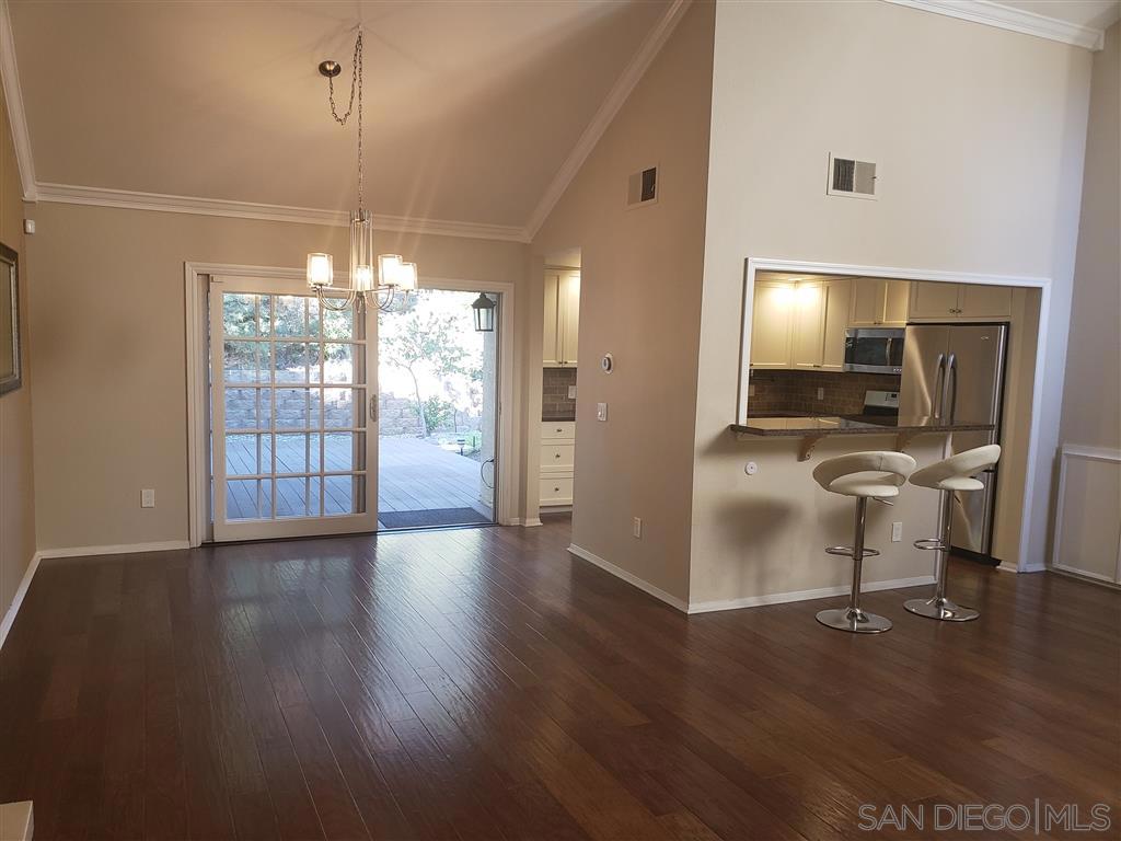 Freshly painted, Wooden Floors and Recently Remodeled Kitchen! Freshly painted, Wooden Floors and Recently Remodeled Kitchen!