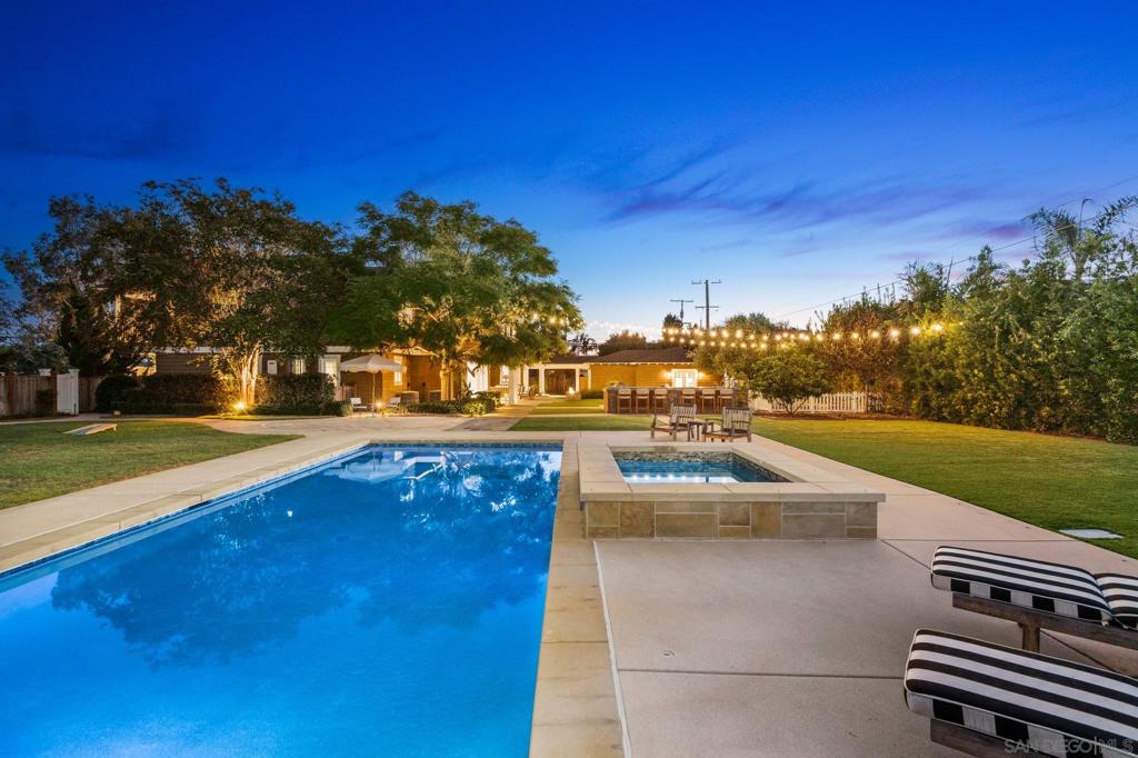 750 Country Club Ln, Coronado, CA 92118