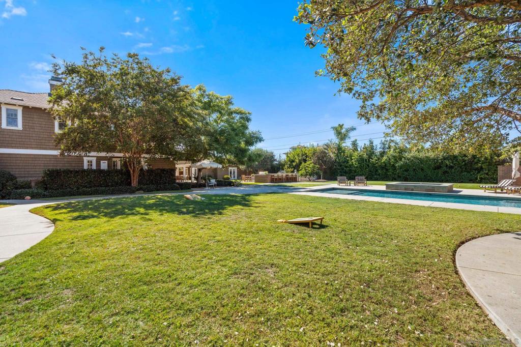 750 Country Club Ln, Coronado, CA 92118