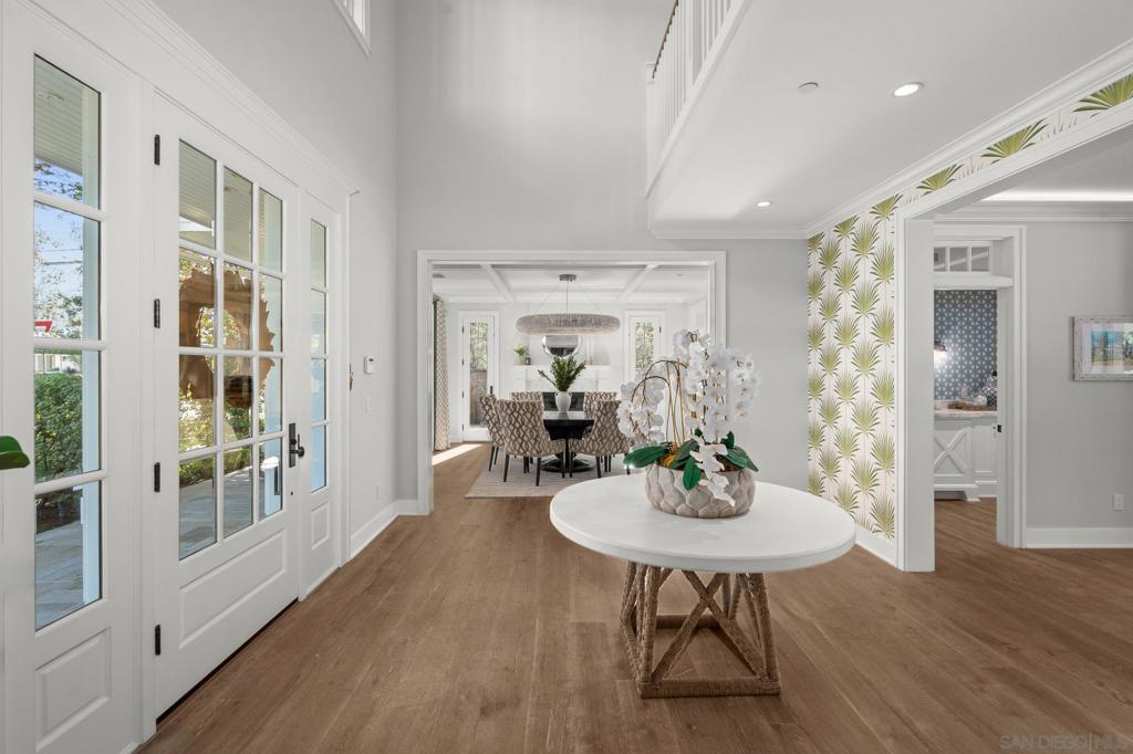750 Country Club Ln, Coronado, CA 92118