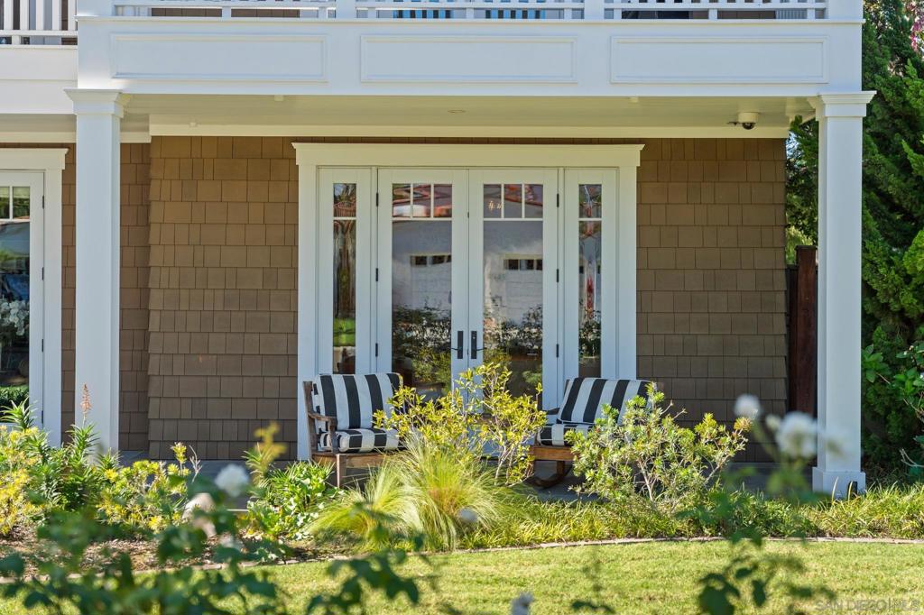 750 Country Club Ln, Coronado, CA 92118