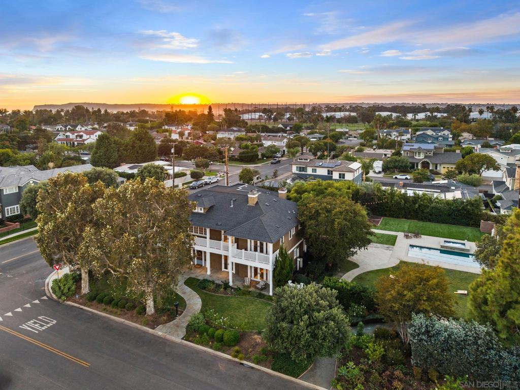 750 Country Club Ln, Coronado, CA 92118