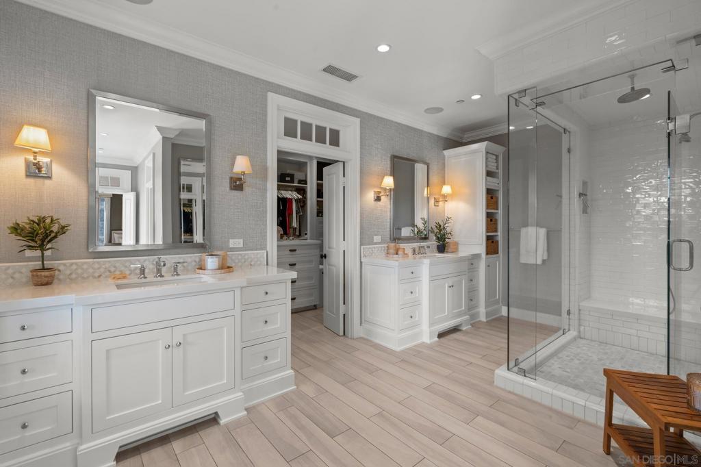 750 Country Club Ln, Coronado, CA 92118