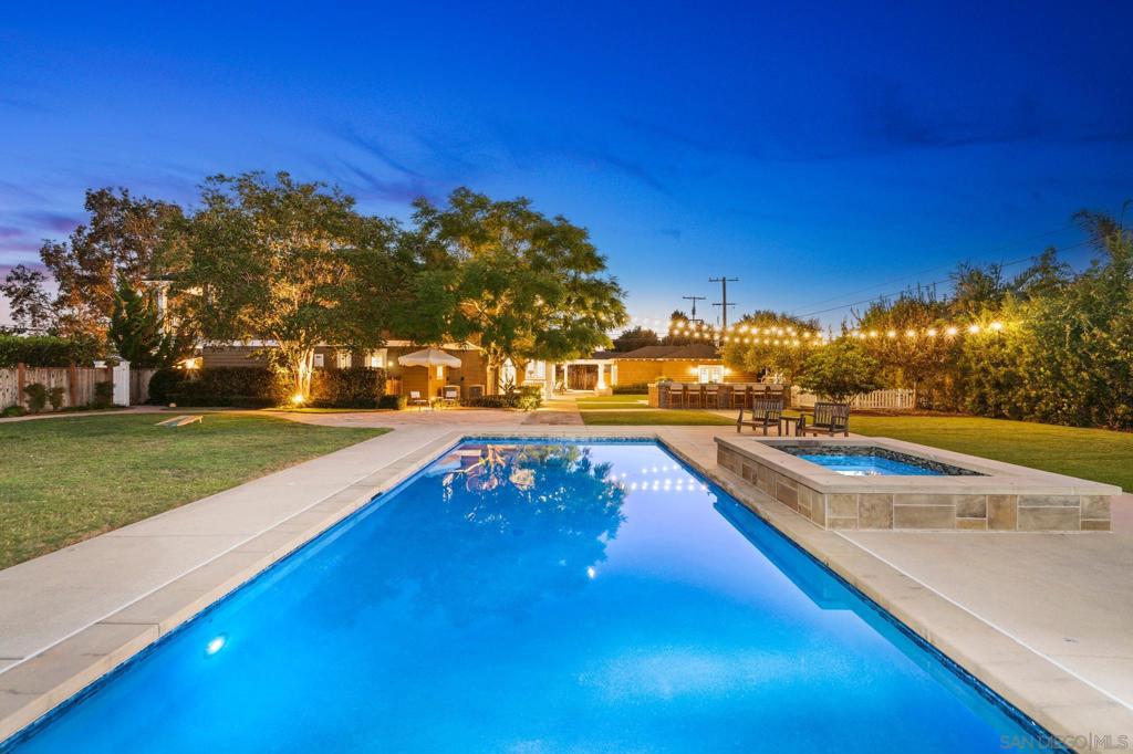 750 Country Club Ln, Coronado, CA 92118